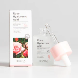 Serum Bioaqua Rosa y Ácido Hialurónico con gotero, envase transparente y caja con de rosas.