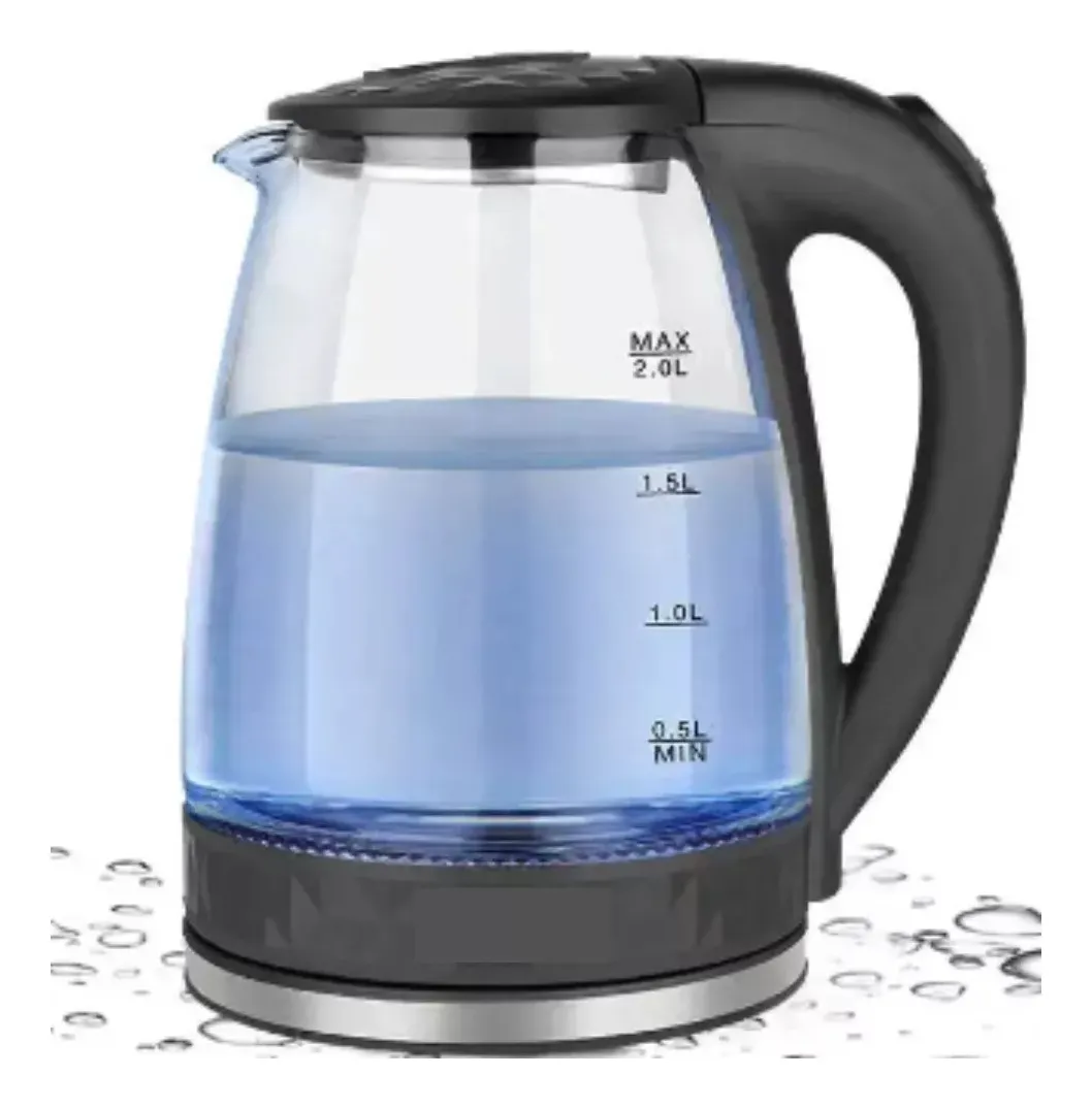 Jarra hervidora de vidrio con tapa negra, mango ergonómico y base metálica. Marcas de nivel de agua visibles hasta 2.0 litros. Agua azul dentro del recipiente.