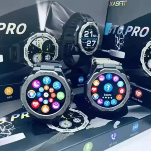 Cuatro relojes inteligentes Gt6 Pro en exhibición, con pantallas táctiles mostrando menús de aplicaciones y datos de salud. Modelos en colores negro y gris, con correas de silicona y metal, sobre caja de presentación.