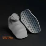 Protector de manos Gym en silicona gris, con base texturizada y mango ergonómico, diseñado para reducir fricción y prevenir ampollas durante el entrenamiento.