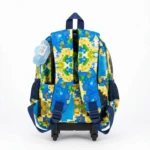 Mochila escolar con rodillos, diseño Minecraft en tonos azules y amarillos, vista trasera con correas ajustables y ruedas negras.