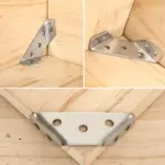 Tres vistas de soportes de esquina en acero inoxidable con múltiples orificios para tornillos, montados sobre madera clara en ángulo recto.