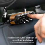 Ventilador para reposacabezas trasero con acabado en madera y rejilla ajustable, montado en asiento de auto con cable USB conectado.
