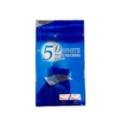 Pack de dos cintas blanqueadoras 5D en caja azul con de dientes antes y después del uso.