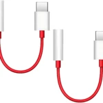 Set de dos convertidores USB-C a jack 3.5mm en color rojo, con conectores metálicos blancos y cables flexibles para audio.