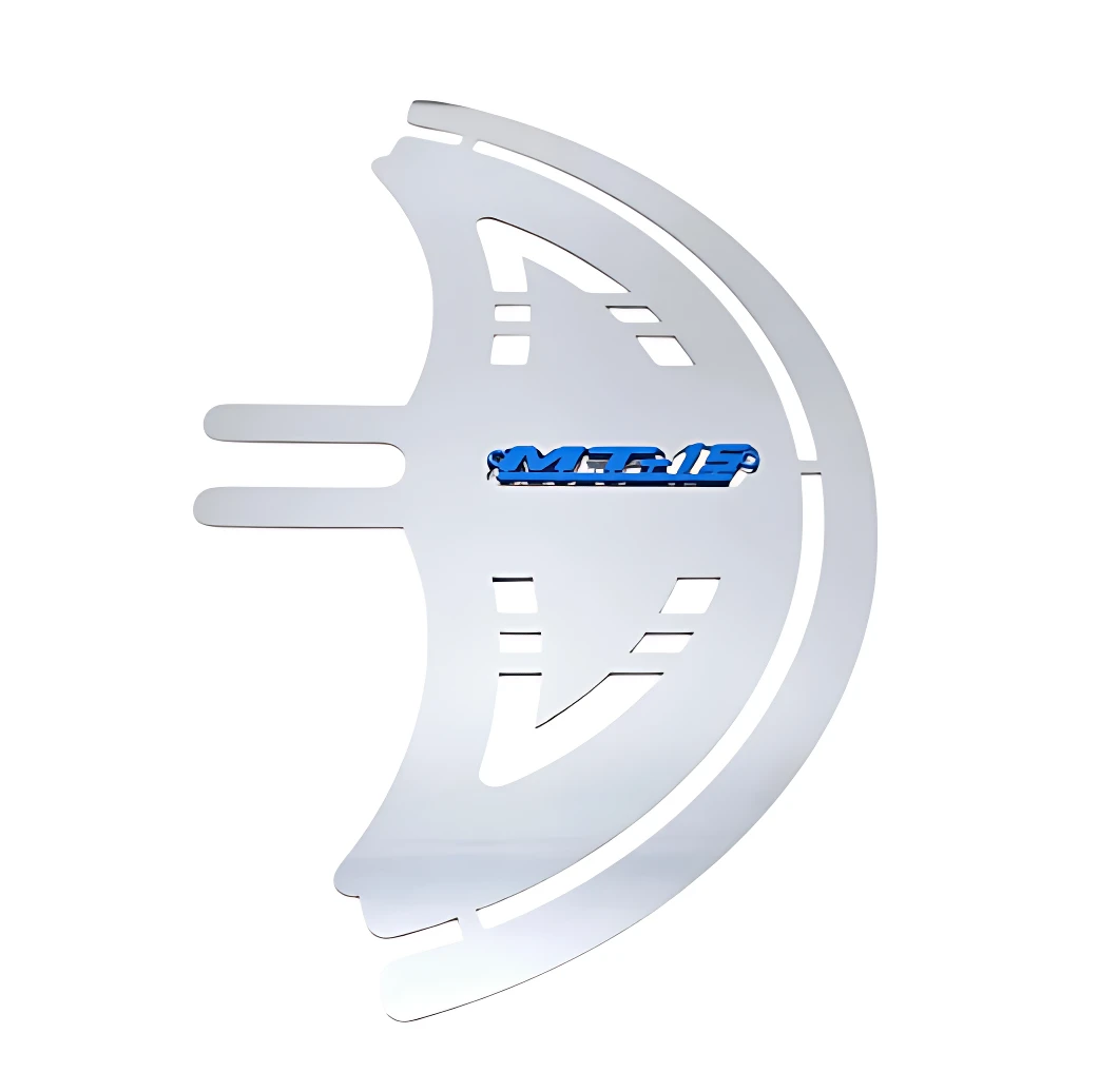 Disco de freno trasero en acero inoxidable con logo MT 15 en azul, diseño curvo con ranuras de ventilación y bordes redondeados para protección contra impactos.