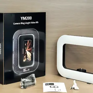 Lampara Selfie Ym-200 con batería recargable y tres tonos de luz - Mejora la claridad de tus selfies y videos sin sombras