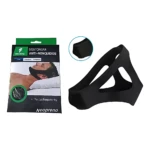Mentonera anti-ronquidos de neopreno negro, vista frontal con detalle de ajuste y empaque mostrando modelo en uso.