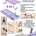 Tabla de Pilates púrpura con acolchado grueso, mostrada en uso para ejercicios de fuerza y cardio en casa. Incluye accesorios ajustables y diseño compacto.