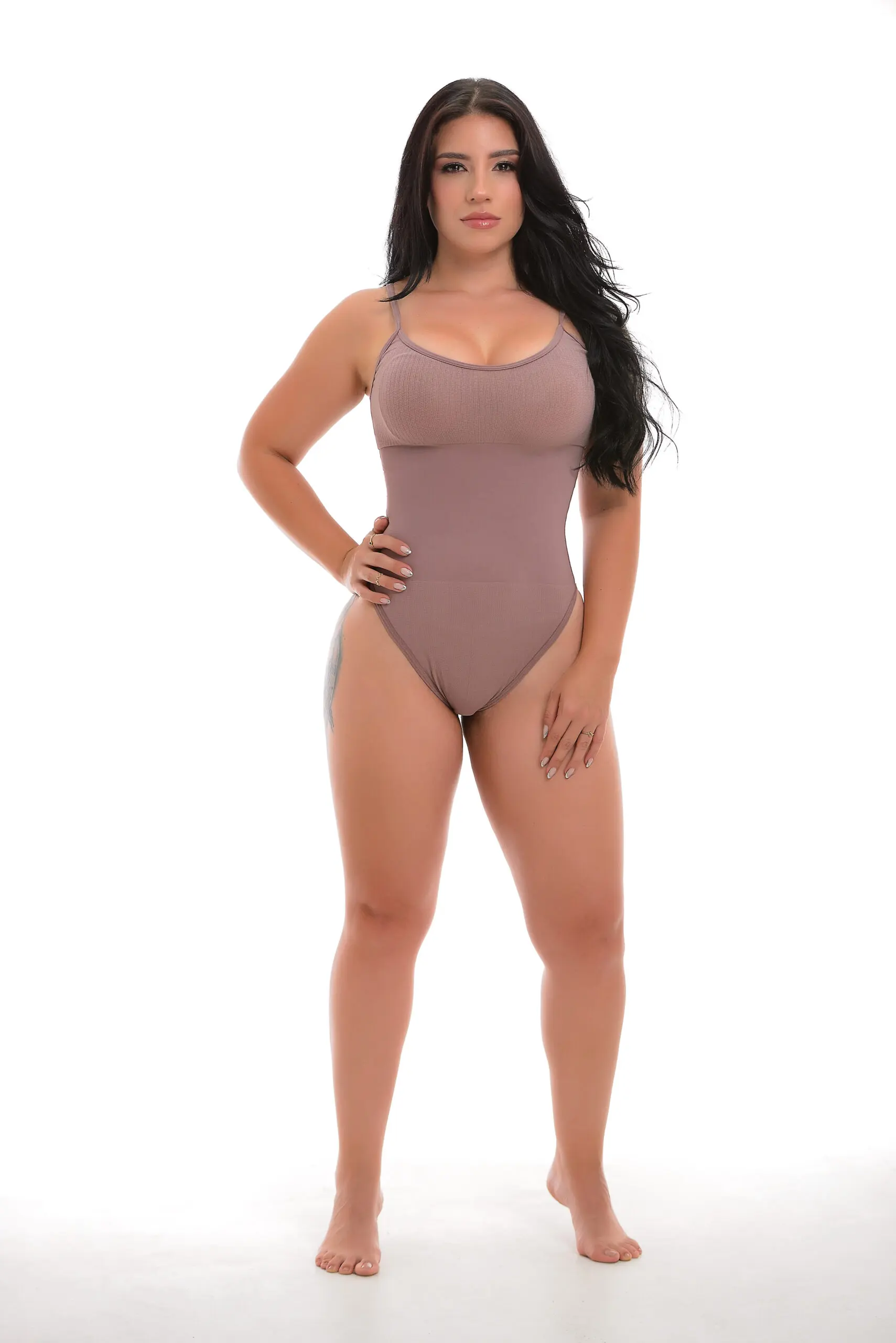 Body moldeador de compresión media con tiras delgadas - Moldea tu silueta de forma natural