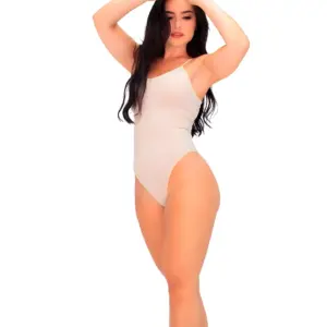 Body Brasilero en Spandex y Nylon - Moldea tu figura con compresión ligera y ajuste natural