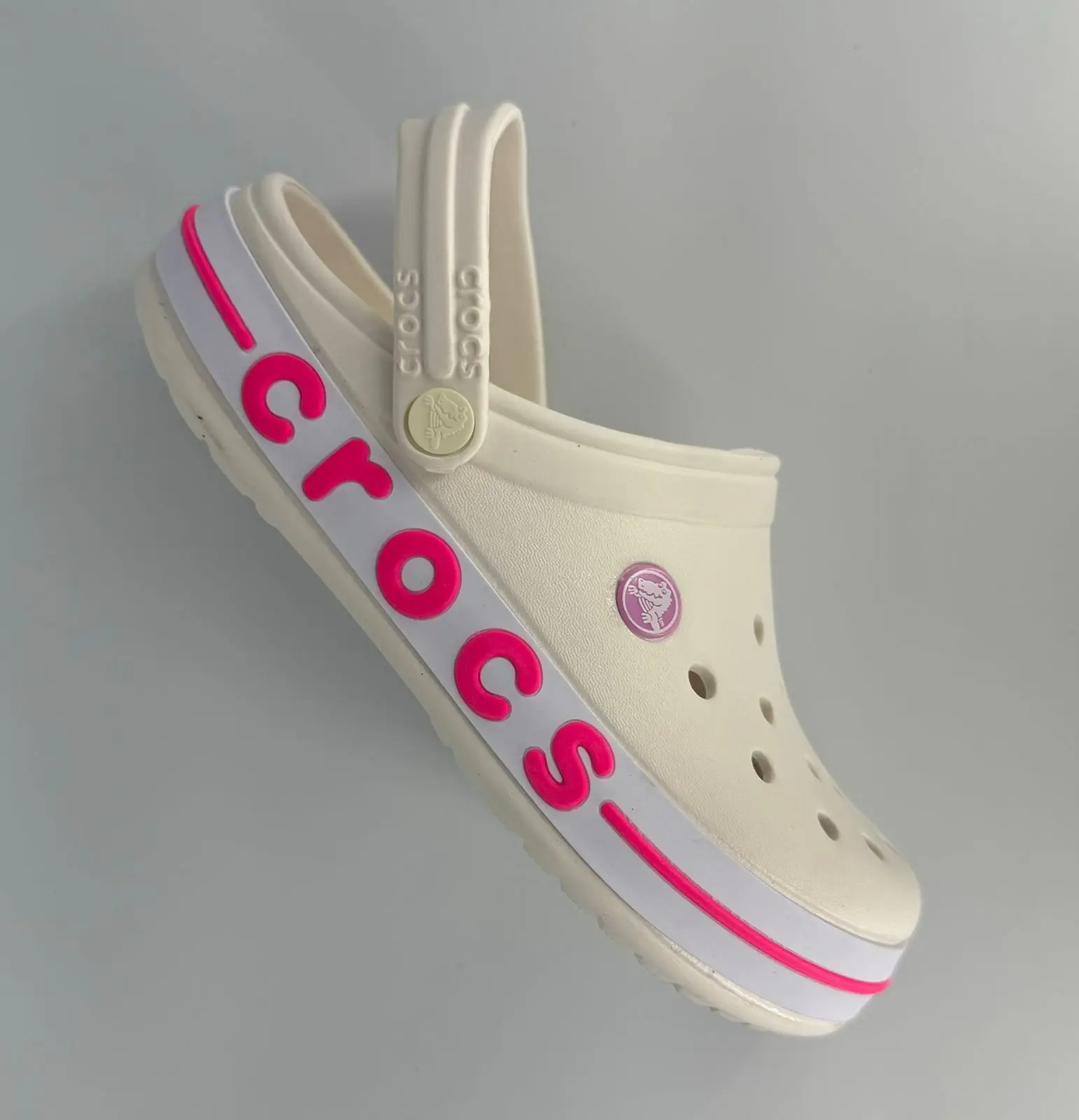 Sandalia Crocs de EVA antideslizante y ligera - Descansa tus pies durante jornadas prolongadas