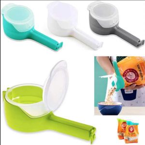 Cuatro pinzas selladoras de plástico con boquilla vertedora y tapa en colores verde, blanco y gris, usadas para vaciar alimentos secos.