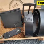 Conjunto de accesorios de cuero correa billetera y llavero en caja - Proyecta una imagen profesional y elegante todos los días - Imagen 2