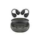 Audífonos inalámbricos Monster Ac500 de conducción ósea negros con estuche ovalado abierto, logo dorado y auriculares sobre el estuche.