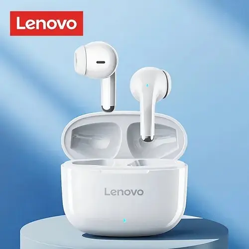 Auriculares inalámbricos Lenovo LP40 Pro blancos con estuche de carga abierto y luz LED azul sobre un fondo azul degradado.