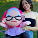 Peluches Abuelitos de Up 85Cm Viejitos - Imagen 2