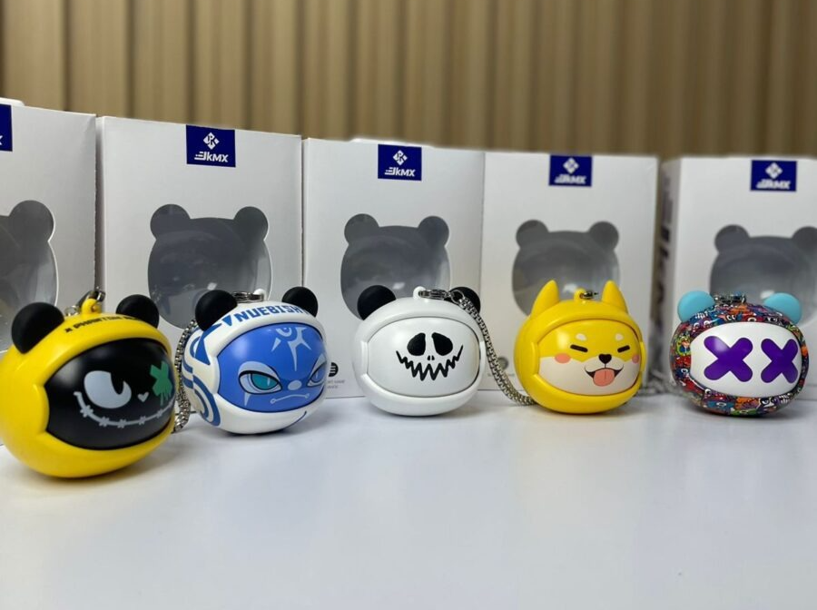 Audífonos inalámbricos TWS con estuche de personaje y micrófono - Disfrutas música sin cables y proteges tus auriculares en todo momento