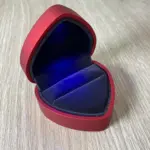 Caja de Lujo Anillo Luz Corazón Rojo