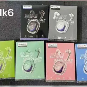 Set de dos auriculares inalámbricos con estuche transparente y pantalla digital, disponibles en colores negro, gris, verde, rosado y azul.