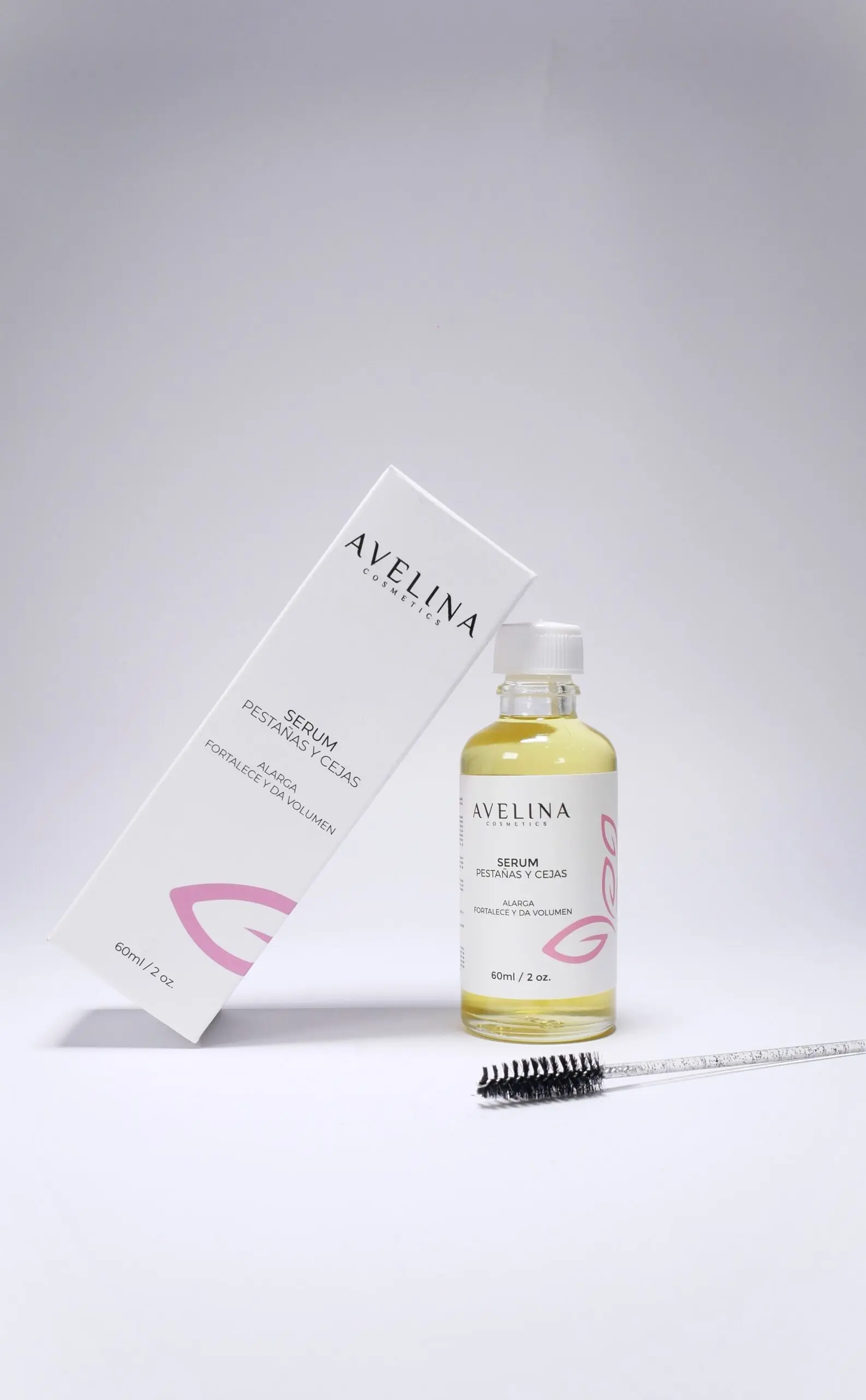 Envase del serum de crecimiento de pestañas Avelina