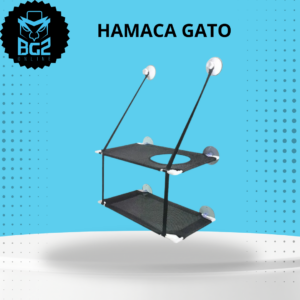Hamaca de dos niveles para gatos instalada en ventana con ventosas mostrando gatos descansando cómodamente
