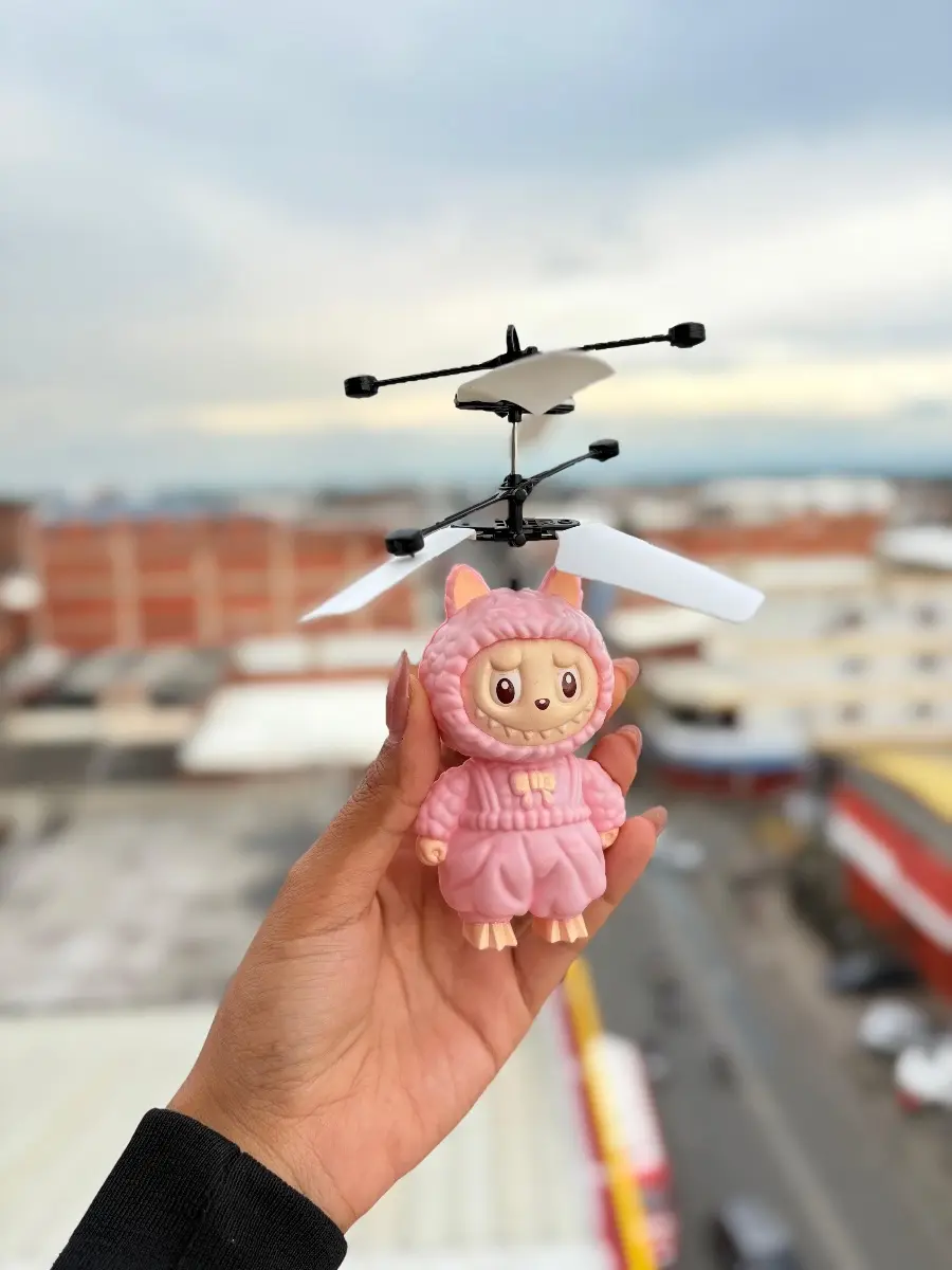 Muñeco Volador Labubu de inducción aérea con sensor de proximidad - Disfrutas entretenimiento interactivo controlado por tus movimientos