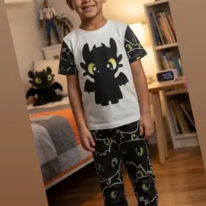 Pijama para niño de Chimuelo en tela suave - garantiza un descanso placentero y fresco todas las noches