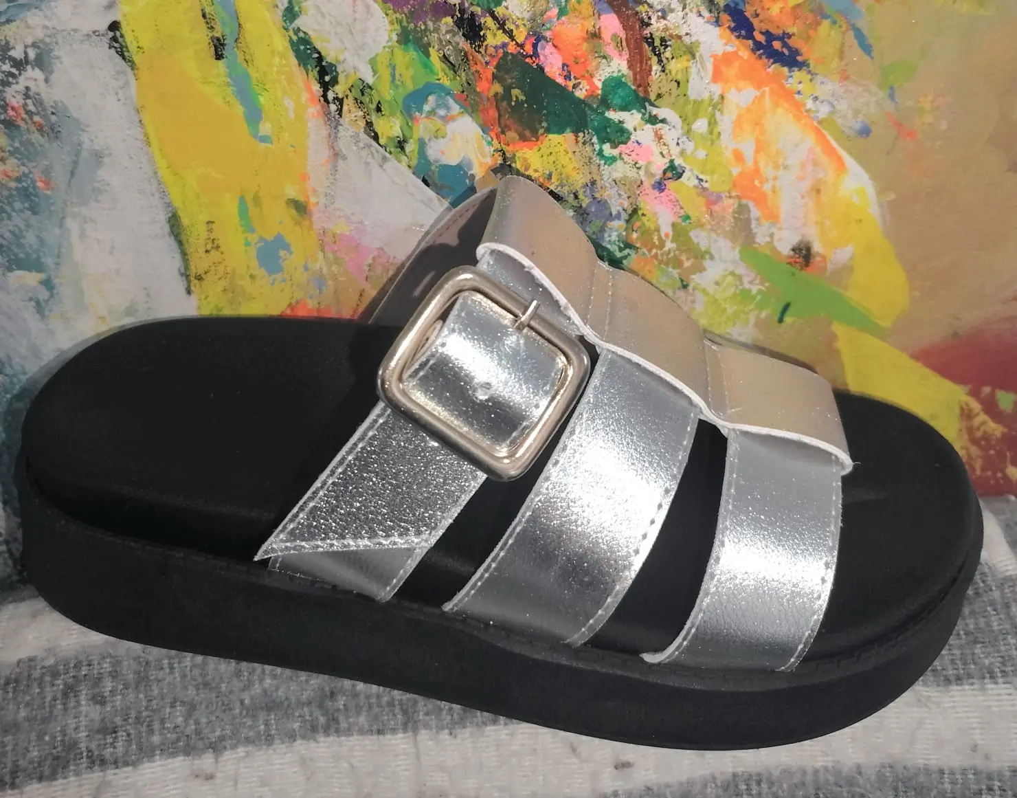 Sandalia slide de plataforma para mujer Arena Chic - Brindan comodidad y estilo elegante durante todo el dia