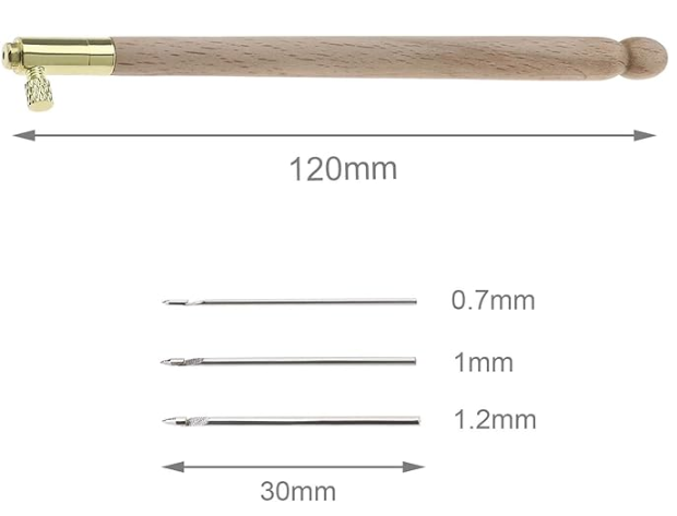 Mango de madera de 120 mm con casquillo dorado y tres agujas intercambiables de 0.7 mm, 1 mm y 1.2 mm de 30 mm de longitud para bordado.