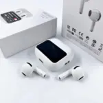 Audífonos inalámbricos A11 blancos con estuche de carga con pantalla táctil negra y sus cajas de empaque sobre fondo blanco.