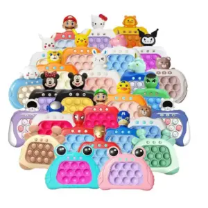 Juego antiestrés electrónico pop de burbujas apilado con múltiples diseños de personajes animados, luces y botones de silicona coloridos.