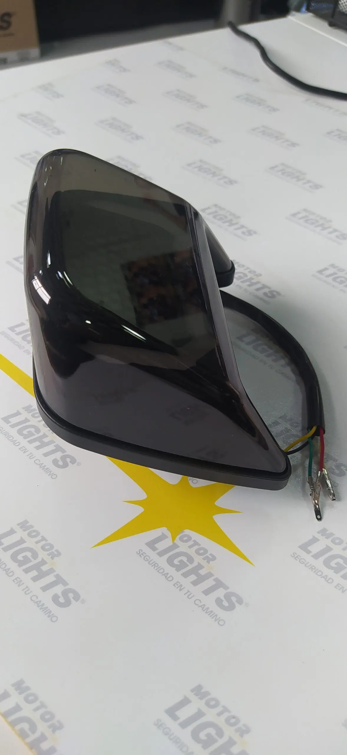 Stop LED integrado para moto Boxer con direccionales - Moderniza la estética trasera y mejora la visibilidad en carretera