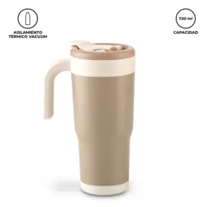 Mug térmico de acero inoxidable color beige con detalles crema, asa lateral, tapa con apertura y capacidad de 720 ml.