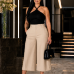 Bermuda de mujer con correa y resorte posterior en tela licrada - Estiliza tu figura con comodidad durante todo el día - Imagen 3