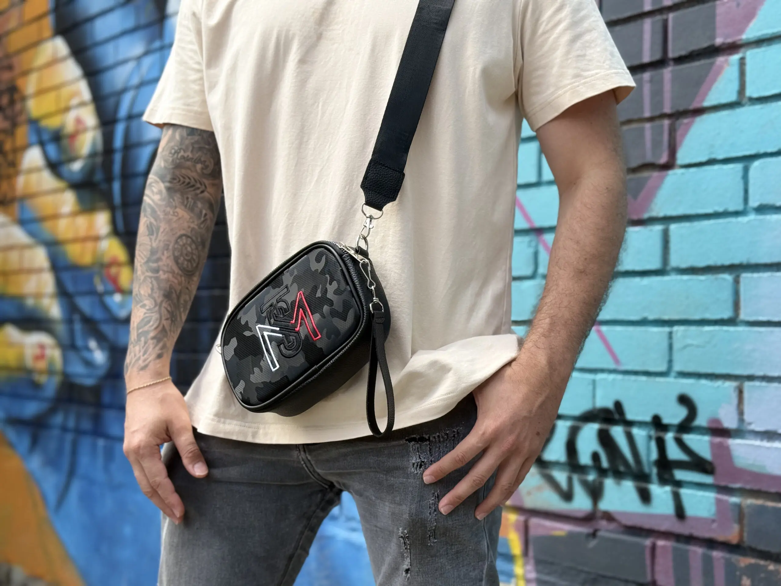 Carriel Mini Monastery Crossbody Unisex