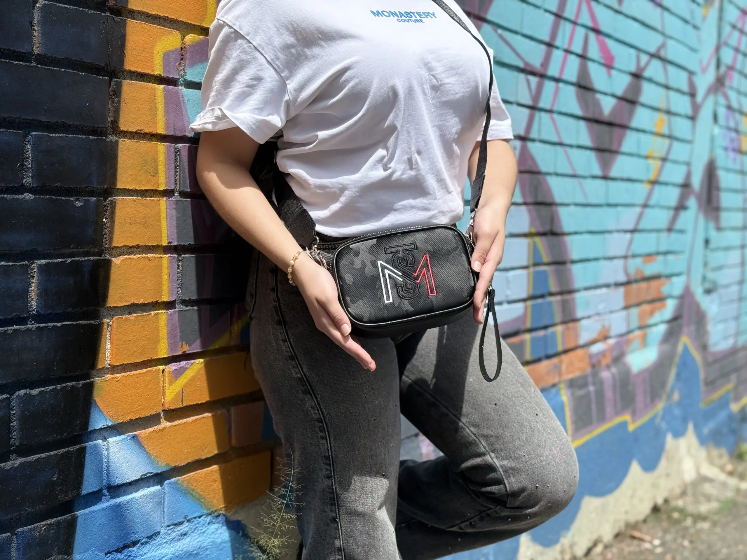 Carriel Mini Monastery Crossbody Unisex