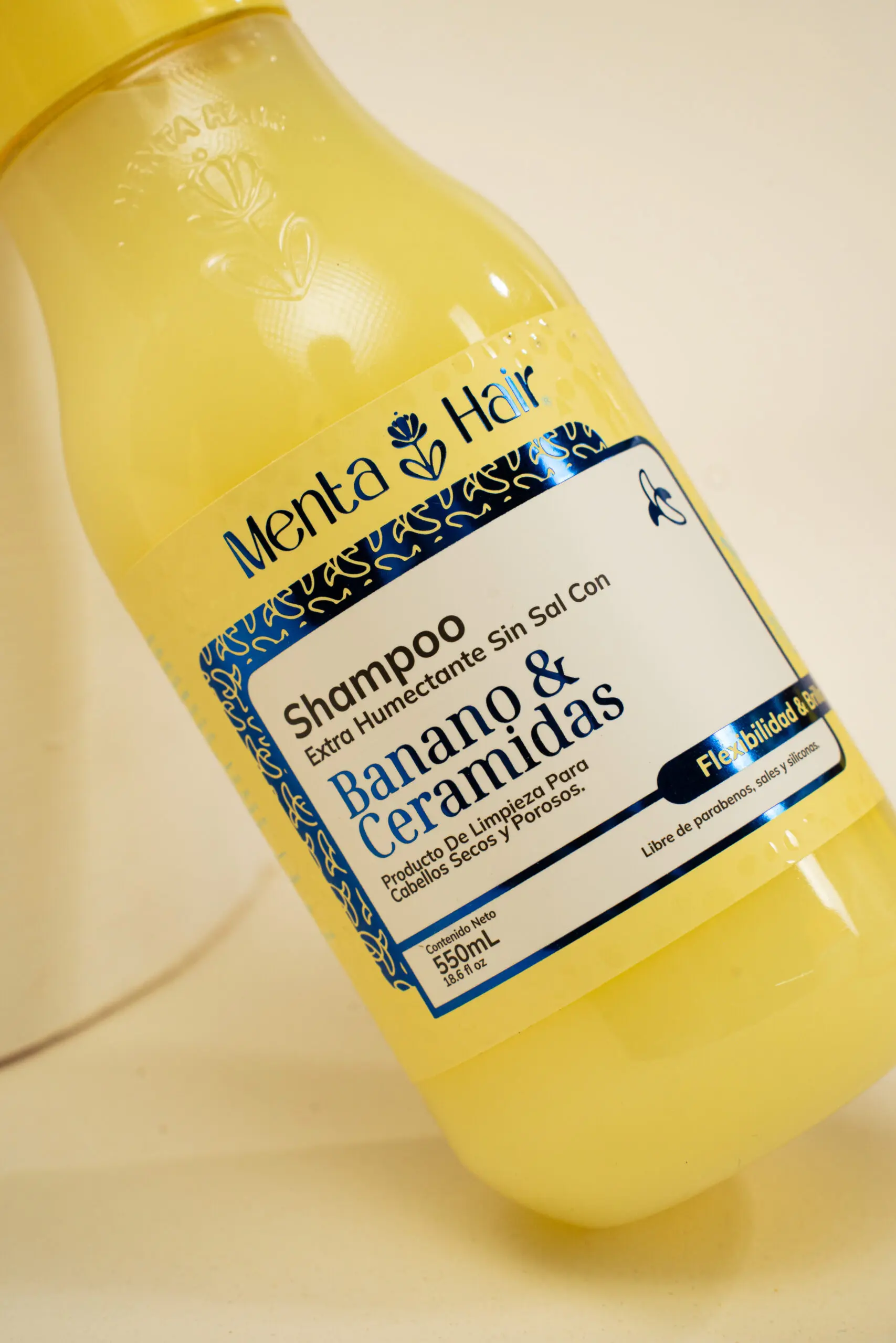 Shampoo extra humectante de banano y ceramidas 550 ml