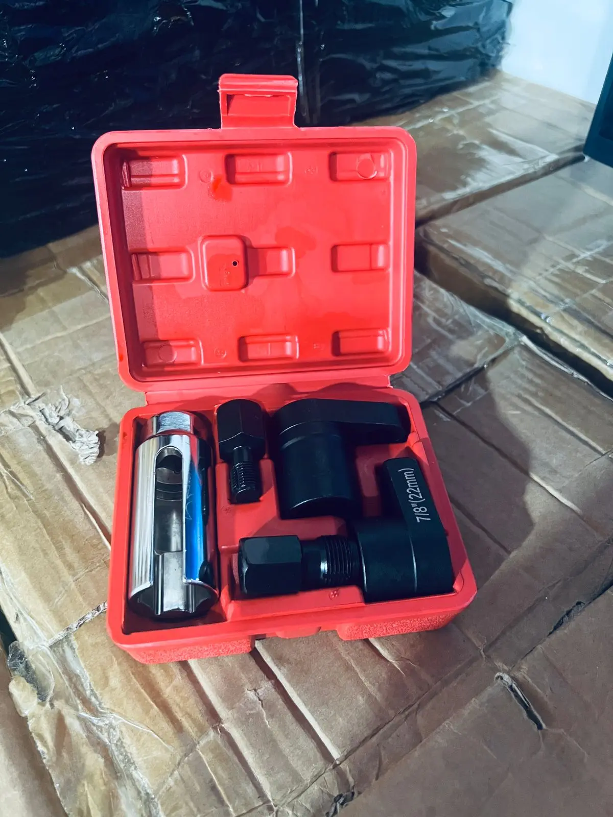 Herramienta extractora de sensor de oxígeno con llaves para espacios reducidos - retira sensores sin dañar el cableado automotriz