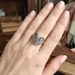 Anillo Ajustable Alas de Angel en Cajita - Imagen 3