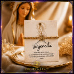 Pulsera Virgencita Milagrosa de acero dorado y hilo - Lleva protección y esperanza contigo diariamente