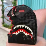 Morral Sprayground Mordido - Imagen 3