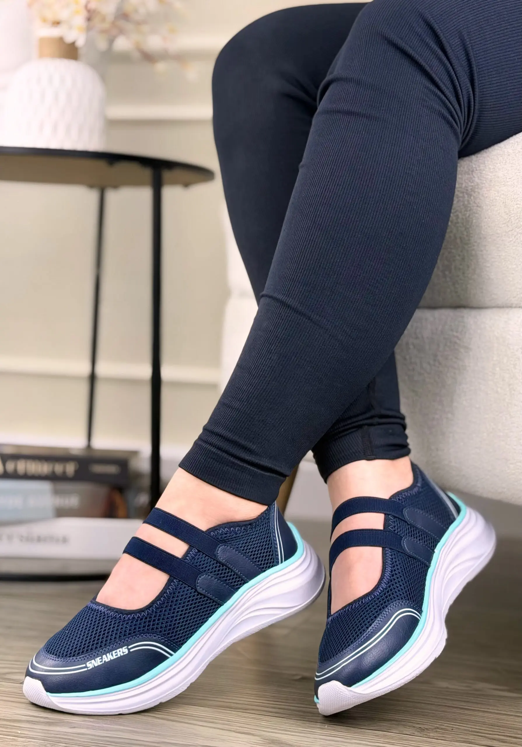 Zapatillas urbanas de mujer Mafalda con doble liga y malla transpirable - Reducen la fatiga durante largas caminatas diarias