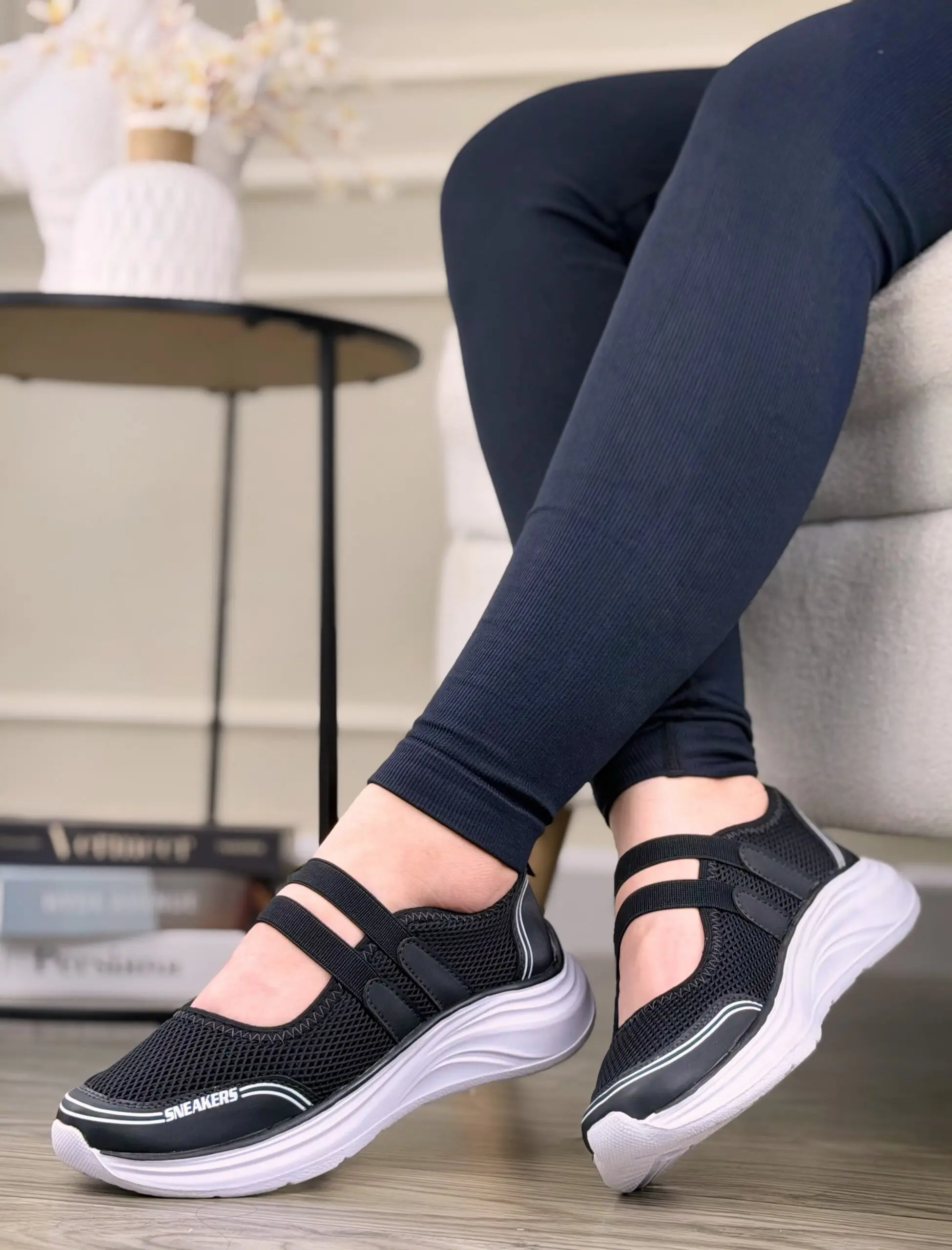 Zapatillas urbanas de mujer Mafalda con doble liga y malla transpirable - Reducen la fatiga durante largas caminatas diarias