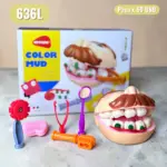 Juego de odontólogo infantil con modelo de boca, masa rosa y herramientas plásticas coloridas junto a su caja de empaque Witkon Color Mud.