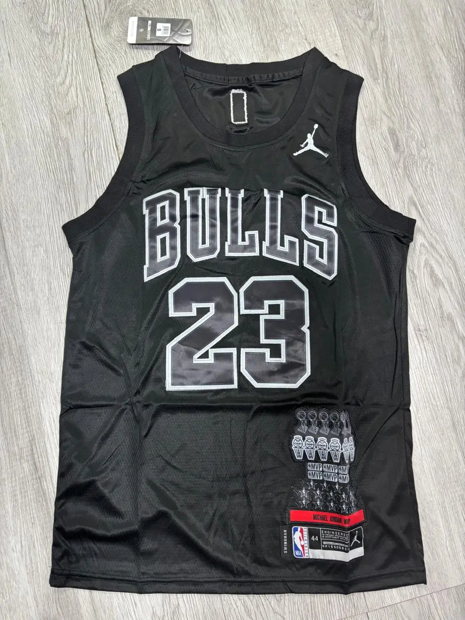 Camisilla deportiva estilo NBA transpirable para baloncesto - Disfruta total libertad de movimiento en cada entrenamiento