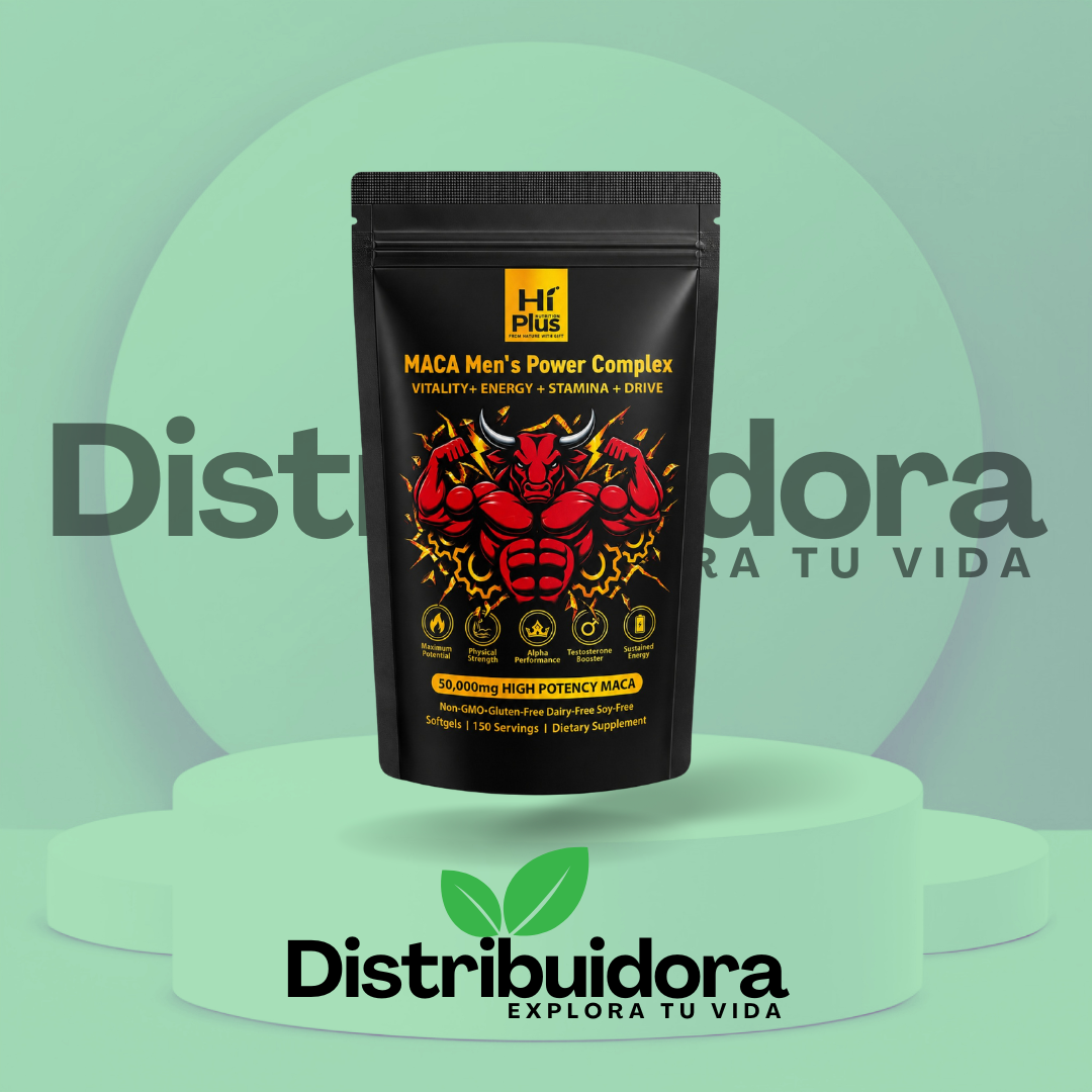 Bolsa negra de suplemento de Maca Complex sobre podio verde, con de toro rojo musculoso y etiqueta amarilla de potencia de 50000 mg.