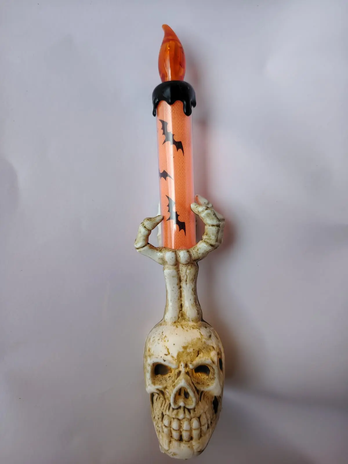 Set x2 Vela LED mano de esqueleto 21 cm decoración gótica Halloween - Ilumina tus espacios con una atmósfera misteriosa sin fuego real
