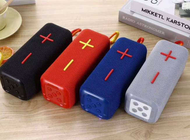 Parlante Bluetooth portátil con cordón de sujeción - Disfrutas tu música favorita con total libertad en exteriores