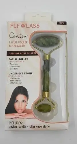Detalle del cabezal grande para mejillas y cabezal pequeño para contorno de ojos del rodillo de jade